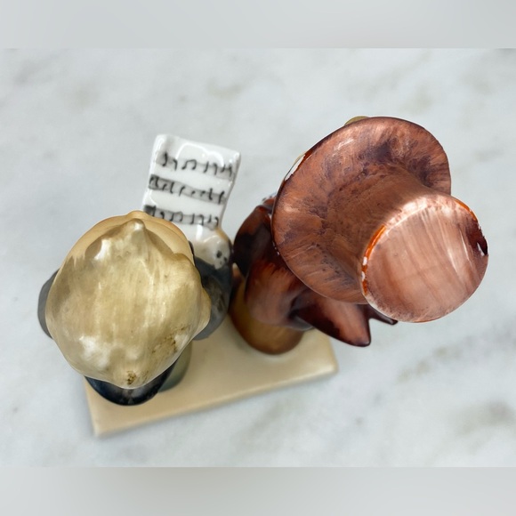 Vintage Christmas Carollers Ceramic Japan Figurine Holiday Decor Collectible MCM - Picture 9 of 10